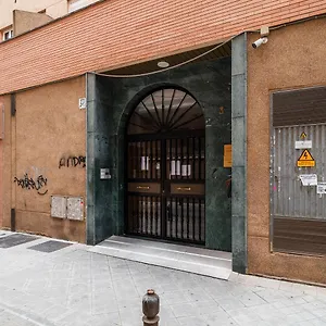 Tuguest Station With Parking , Granada España